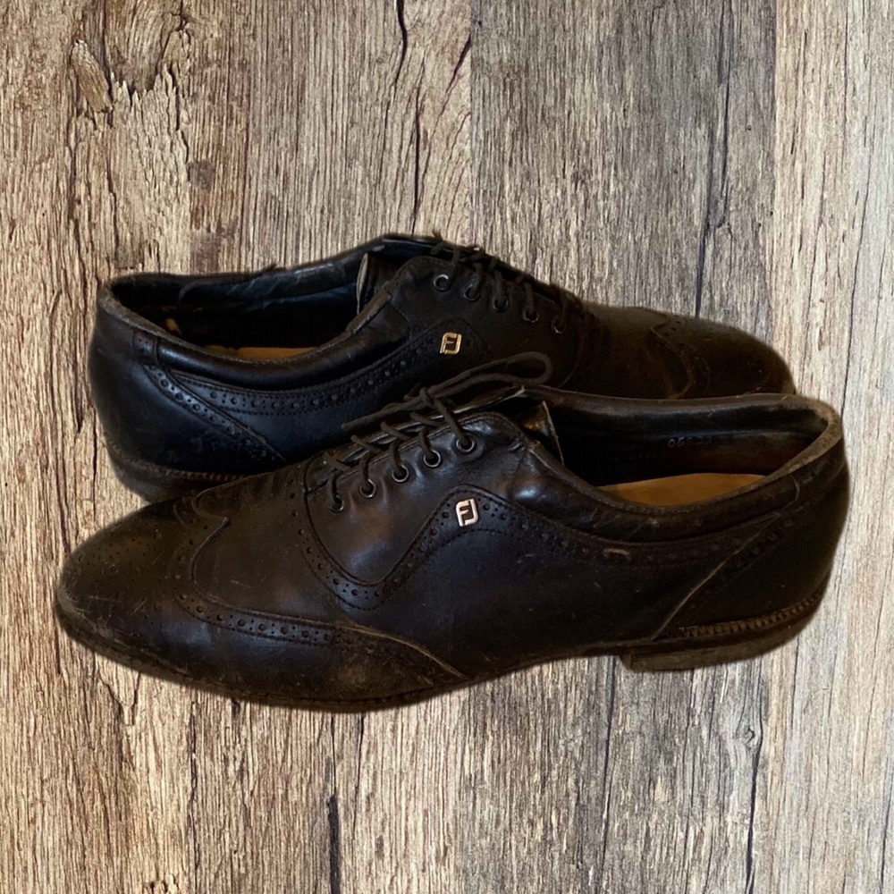 Men’s FootJoy Golf Shoes Black Used Size 9.5D with cloth bag